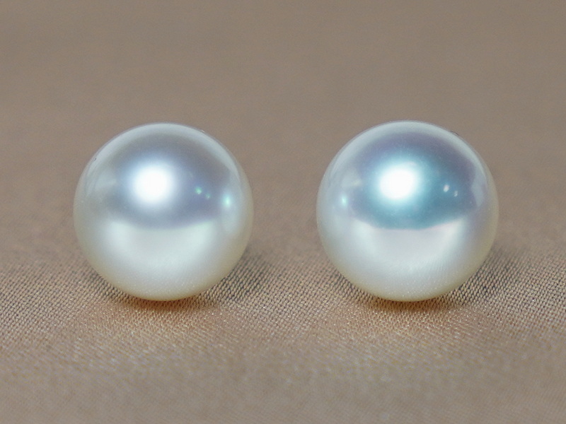 Biele perly Južného Pacifiku 9,3 mm s certifikátom PSL SSW100BC.2 Biele perly Južného Pacifiku 9,3 mm s certifikátom PSL SSW100BC.2