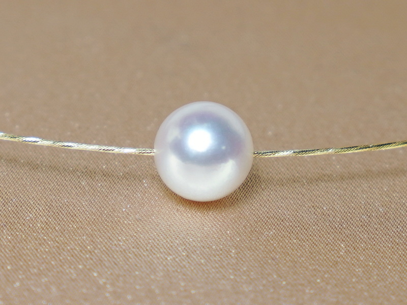 Juhomorská perla na zlatom lanku WW01YN-W Juhomorská perla na zlatom lanku WW01YN-W