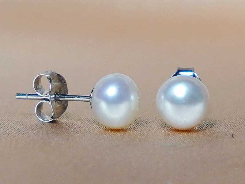 Perlové náušnice biele riečne perly PE0171E Perlové náušnice biele riečne perly PE0171E