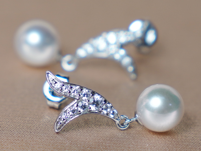 Zlaté náušnice 14K s japonskými akoya perlami AAA WW06WVE-A Zlaté náušnice 14K s japonskými akoya perlami AAA WW06WVE-A