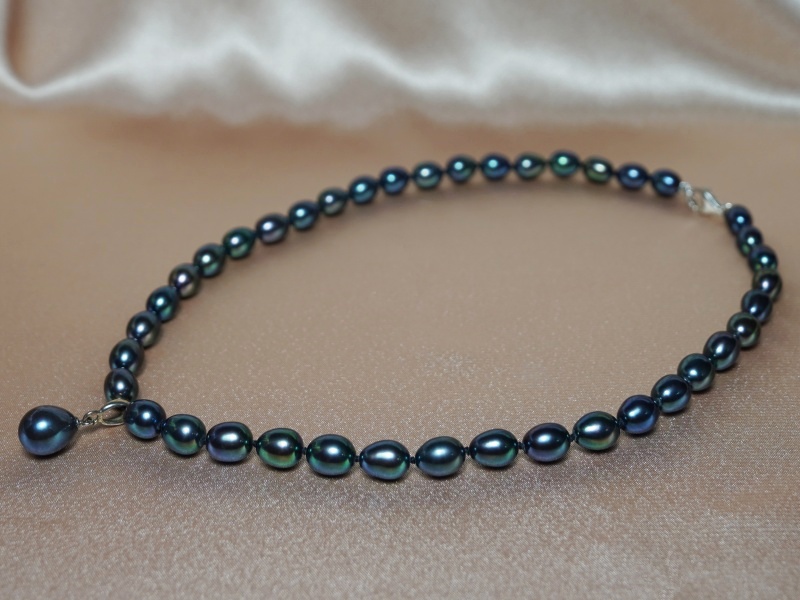 Perlový náhrdelník OSN077bM Perlový náhrdelník OSN077bM