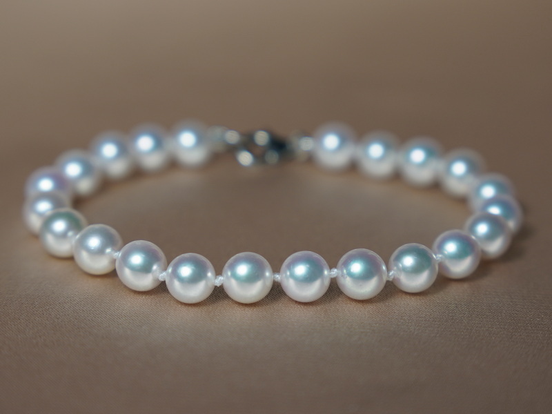 Perlový náramok japonské akoya perly 7mm APB7075C Perlový náramok japonské akoya perly 7mm APB7075C