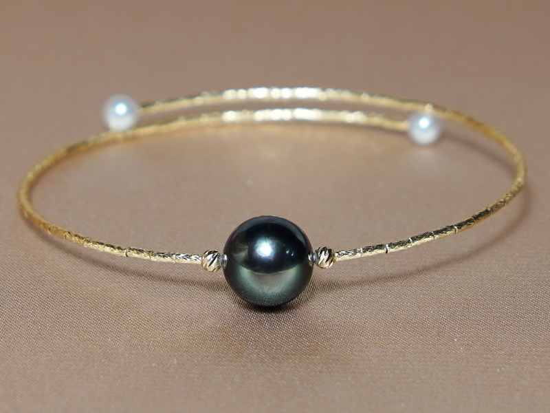 Perlový náramok s pravou tahitskou perlou AA+ a 18K zlatom TB18KAA+ZY Perlový náramok s pravou tahitskou perlou AA+ a 18K zlatom TB18KAA+ZY