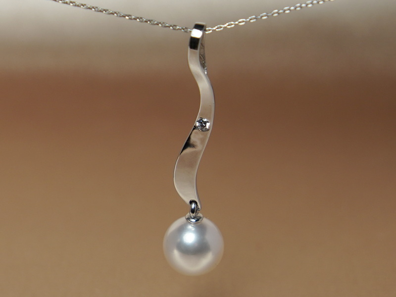 Prívesok s perlou BC04WP-W Prívesok s perlou BC04WP-W