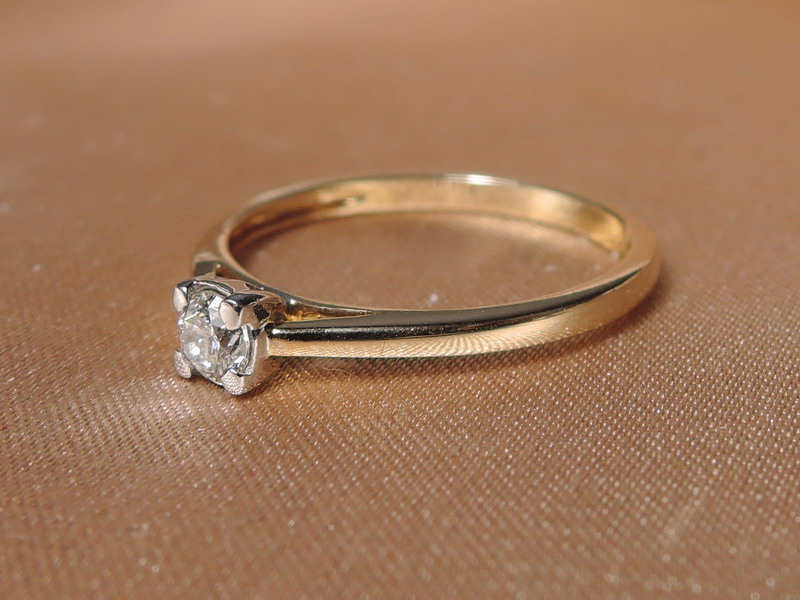 Prsteň s diamantom M52215RJ Prsteň s diamantom M52215RJ