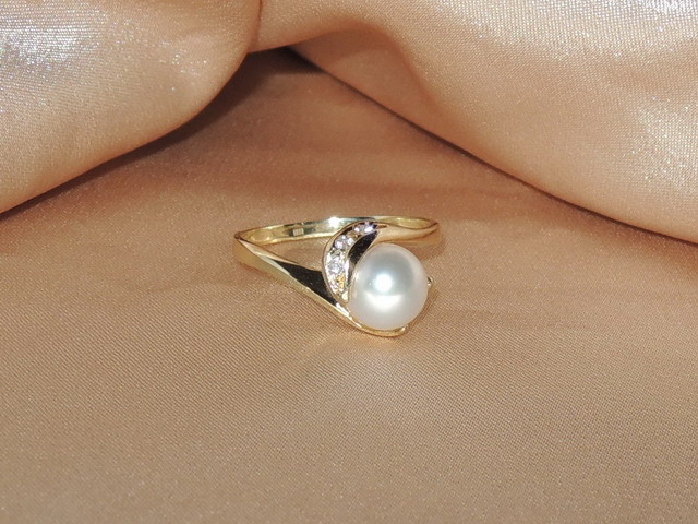 Prsteň s perlou AKR001C Prsteň s perlou AKR001C