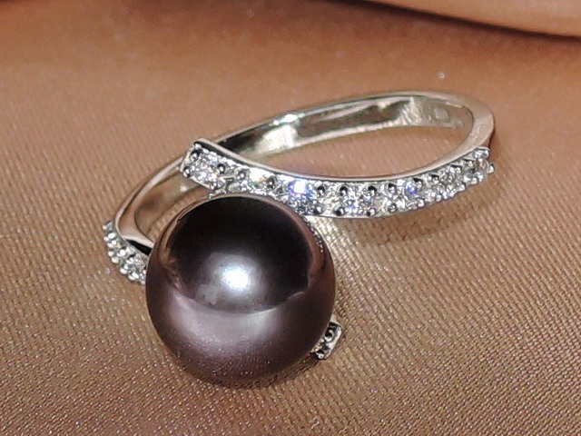 Prsteň s perlou BC029WFR-B Prsteň s perlou BC029WFR-B