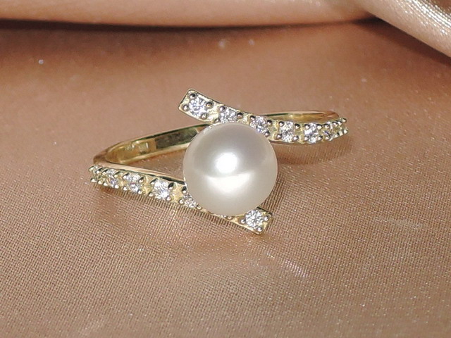 Prsteň s perlou BC029YBR-W Prsteň s perlou BC029YBR-W