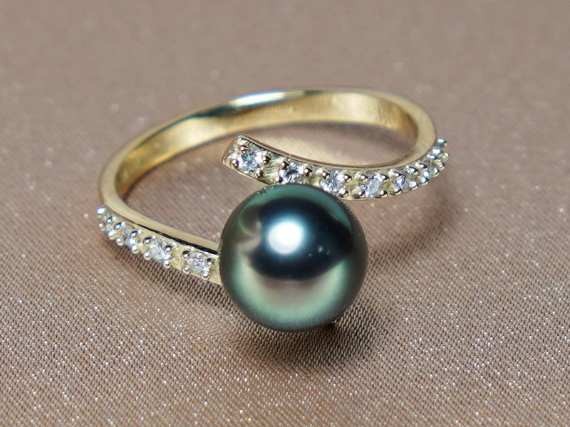 Zlatý prsteň 14K s tahitskou perlou a briliantmi BC029YR-T Zlatý prsteň 14K s tahitskou perlou a briliantmi BC029YR-T