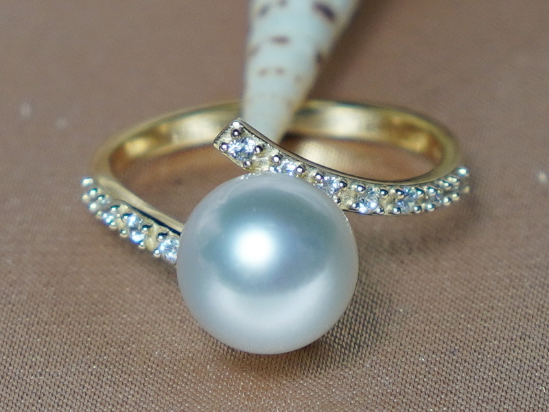 Zlatý prsteň 14K s perlou Južného Pacifiku BC029YR-W Zlatý prsteň 14K s perlou Južného Pacifiku BC029YR-W