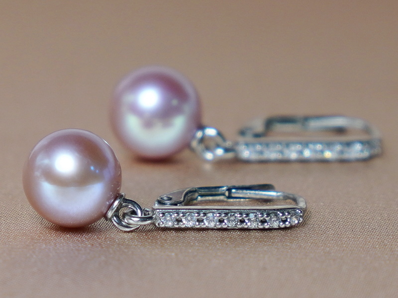 Strieborné náušnice s pravými perlami a zirkónmi BC024SE-L Strieborné náušnice s pravými perlami a zirkónmi BC024SE-L