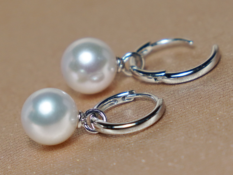 Zlaté náušnice 14K z perál Južného Pacifiku WW017WE-W Zlaté náušnice 14K z perál Južného Pacifiku WW017WE-W