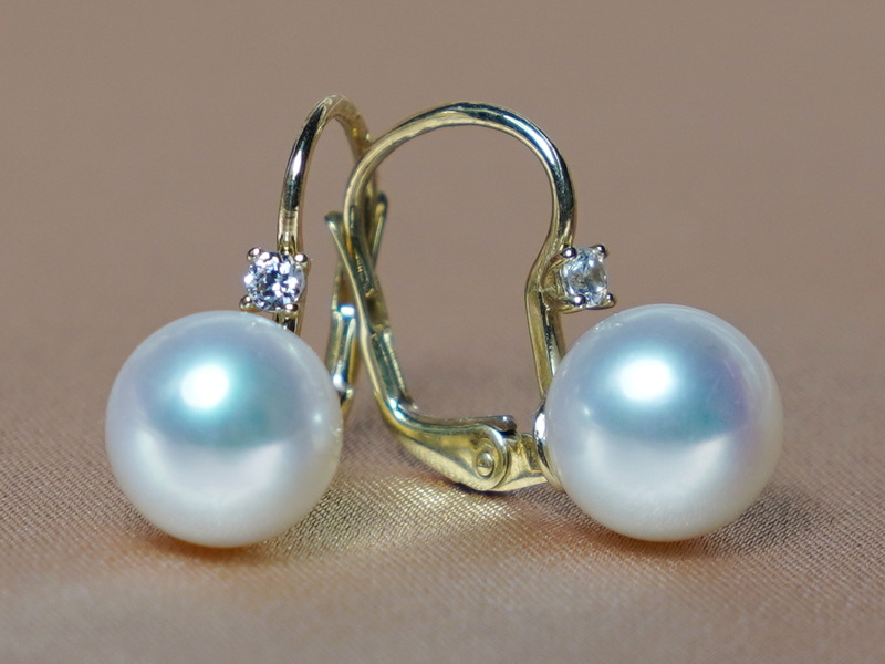 Zlaté náušnice 14K s pravou sladkovodnou perlou BC022YFE-W Zlaté náušnice 14K s pravou sladkovodnou perlou BC022YFE-W