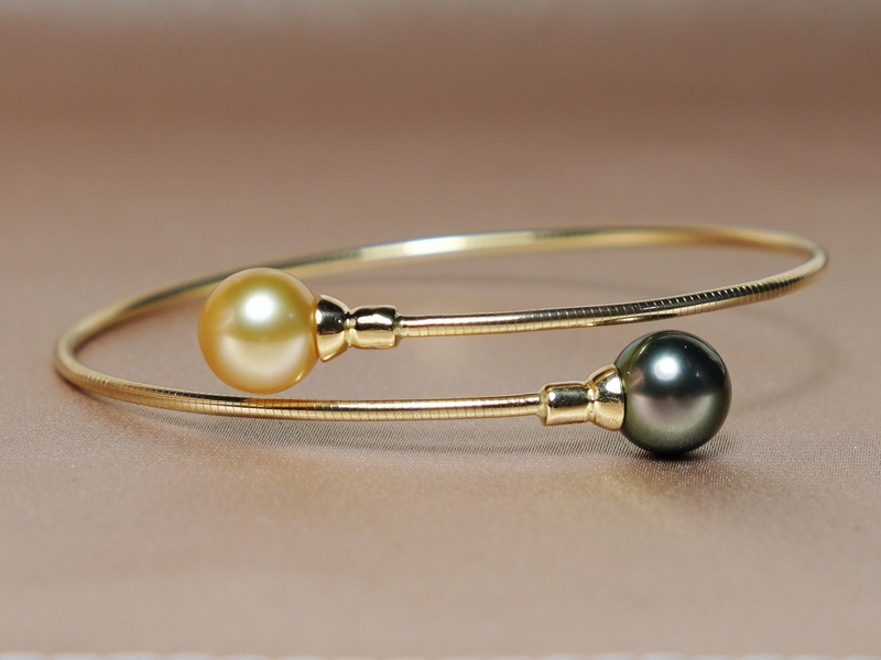 Zlatý náramok 18 kt. s perlou Južného Pacifiku GTPB100yB Zlatý náramok 18 kt. s perlou Južného Pacifiku GTPB100yB