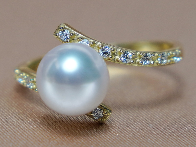 Zlatý prsteň s morskou perlou BC029YR-A Zlatý prsteň s morskou perlou BC029YR-A