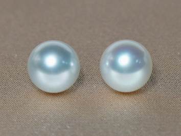 Biele perly Južného Pacifiku 9,4 mm s certifikátom PSL SSW100BC.3 Biele perly Južného Pacifiku 9,4 mm s certifikátom PSL SSW100BC.3