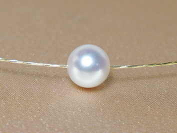 Juhomorská perla na zlatom lanku WW01YN-W Juhomorská perla na zlatom lanku WW01YN-W