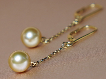 Náušnice so zlatožltou perlou Južného Pacifiku BC020YE-G Náušnice so zlatožltou perlou Južného Pacifiku BC020YE-G