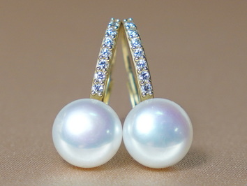 Perlové náušnice BC021YBE-W Perlové náušnice BC021YBE-W