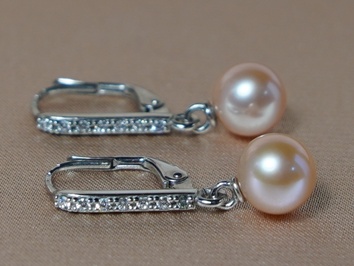 Zlaté náušnice 14K s pravou perlou BC024WFE-P Zlaté náušnice 14K s pravou perlou BC024WFE-P