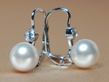 Zlaté náušnice 14K s perlami AAA a zirkónmi DS222WFE-W Zlaté náušnice 14K s perlami AAA a zirkónmi DS222WFE-W