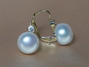 Perlové náušnice biele riečne perly DS222YBE-W Perlové náušnice biele riečne perly DS222YBE-W