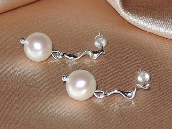 Perlové náušnice ZPE010w Perlové náušnice ZPE010w