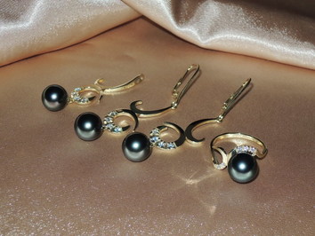 Šperky s tahitskými perlami a briliantmi v 14K zlate BC03YS-T Šperky s tahitskými perlami a briliantmi v 14K zlate BC03YS-T