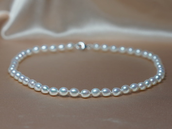 Perlový náhrdelník OSN07AA+wM Perlový náhrdelník OSN07AA+wM