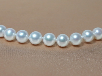 Perlový náhrdelník RSN777AAAwA Perlový náhrdelník RSN777AAAwA