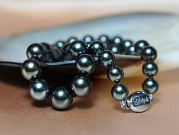 Perlový náhrdelník z tahitských perál Aurora Peacock TPN055OP Perlový náhrdelník z tahitských perál Aurora Peacock TPN055OP