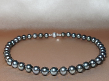 Perlový náhrdelník z tahitských perál TPN059M Perlový náhrdelník z tahitských perál TPN059M