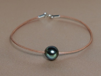 Perlový náramok TPB0910AABKH Perlový náramok TPB0910AABKH