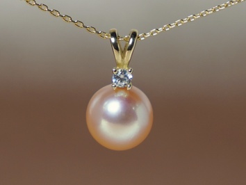 Prívesok s perlou BC025YFP-P Prívesok s perlou BC025YFP-P