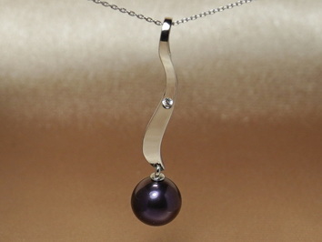 Prívesok s perlou BC04SP-B Prívesok s perlou BC04SP-B