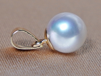 Prívesok s perlou FP200yP-W Prívesok s perlou FP200yP-W