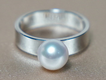 Zlatý prsteň 14K s japonskou akoya perlou BC032WR-A Zlatý prsteň 14K s japonskou akoya perlou BC032WR-A