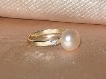 Prsteň s perlou BC027YBR-P Prsteň s perlou BC027YBR-P