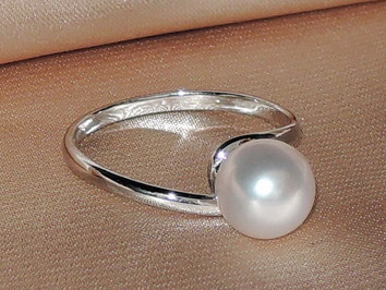 Prsteň s perlou BC028SR-W Prsteň s perlou BC028SR-W