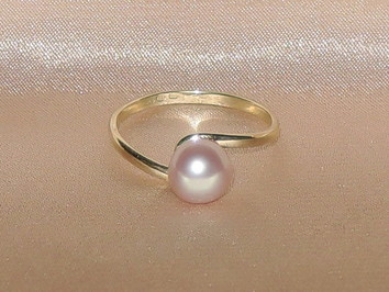 Prsteň s perlou BC028YBR-L Prsteň s perlou BC028YBR-L