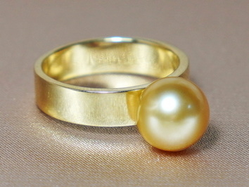 Zlatý prsteň s perlou Južného pacifiku BC032YR-G Zlatý prsteň s perlou Južného pacifiku BC032YR-G