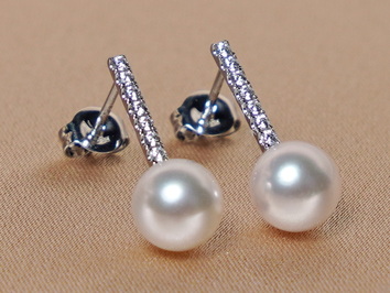 Strieborné náušnice s perlami WW015SE-FW Strieborné náušnice s perlami WW015SE-FW
