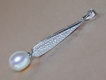 Strieborný prívesok so sladkovodnou perlou PP2283SH Strieborný prívesok so sladkovodnou perlou PP2283SH