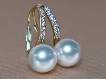 Zlaté náušnice 14K s perlami Južného Pacifiku BC021YE-W Zlaté náušnice 14K s perlami Južného Pacifiku BC021YE-W