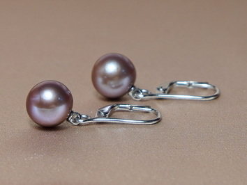 Zlaté náušnice s purpurovo-fialovými perlami EPE1011wZ Zlaté náušnice s purpurovo-fialovými perlami EPE1011wZ