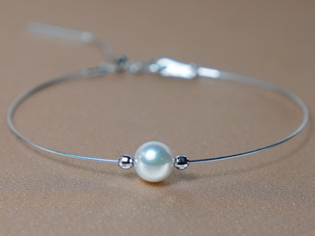 Zlatý náramok s akoya perlou WW07WB-A Zlatý náramok s akoya perlou WW07WB-A