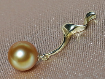 Zlatý prívesok 14K s perlou Južného Pacifiku AAA SSPP100B Zlatý prívesok 14K s perlou Južného Pacifiku AAA SSPP100B