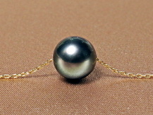 Perlový náhrdelník v zlate