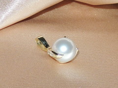 Súprava zlatých šperkov s japonskými akoya perlami a briliantmi BC05YS-A prívesok BC05YP-A najvyššia AAA kvalita BC05YS-A