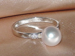 Prsteň s perlou BC027WFR-W Prsteň s perlou BC027WFR-W. BC027WFR-W